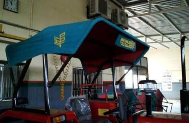Tractor canopy, product reference UA-031